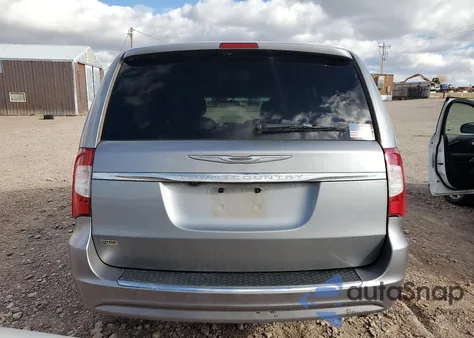 2014 Chrysler Town & Country Touring z USA, uszkodzony, nr VIN 2C4RC1BG5ER158765